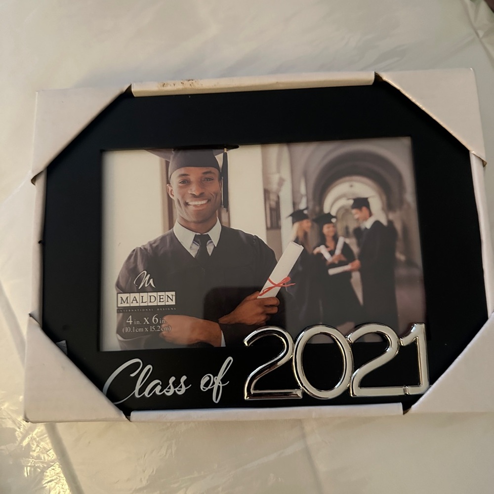 Class of 2021 picture frame new in box